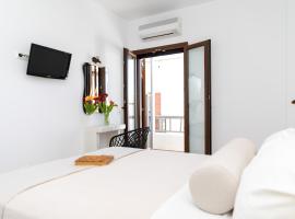 Depis Place and Apartments, hotel in Naxos Chora