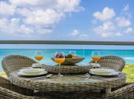 Azure Beach Residences, beach rental in Palm-Eagle Beach