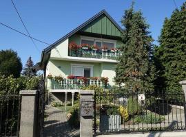 Holiday home in Gyenesdias - Balaton 40755, hotel en Gyenesdiás