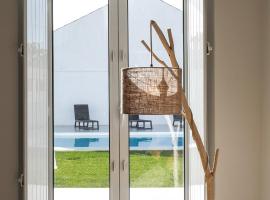 Pé no Campo Suites and Villa, hotel i Carvalhal