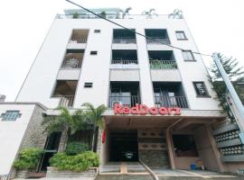 RedDoorz Canley Residential, hotel near Pinto Art Museum, Manila
