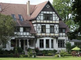 Gutshaus Kubbelkow: Bergen auf R&uuml;gen şehrinde bir romantik otel