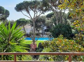 Apartamento de standing Calella de Palafrugell, hotell med pool i Calella de Palafrugell