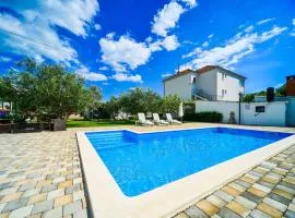 Apartment in Biograd na Moru 35590