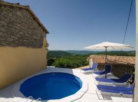 Holiday home in Buzet/Istrien 27727, alquiler temporario en Buzet