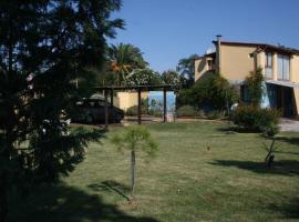 Holiday home in Quartu Sant'Elena 22917, hotel in Flumini di Quartu