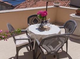 Holiday home in Moscenice 15209, hotel in Mošćenice