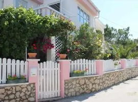 Apartment Povljana 3