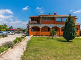 Apartment Pula, Istria 12, hotel in Veli Vrh