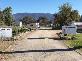 Mt Mittamatite Caravan Park, cheap hotel in Corryong