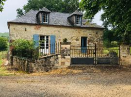 gite Le Verdier, hotel com estacionamento em Nailhac