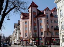 Villa Eden & Restaurant, hotel in Ełk