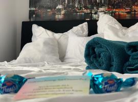 Geroweiher Doppelbettzimmer Mönchengladbach-Stadtmitte, capsule hotel in Mönchengladbach