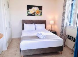 Lovely Rooms Finikounda, apartment in Finikounta