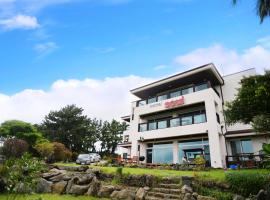 Minitel Soul, hotel near Yerae Eco Village, Seogwipo