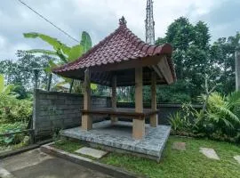 Vaneka Garden House