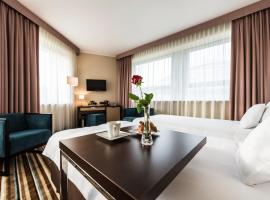 Hotel Victor Pruszków DeSilva, khách sạn gia đình ở Pruszków