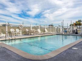 Sleep Inn & Suites, hotel near Brunswick Golden Isles Airport - BQK, 