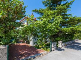 Bela Apartments, ξενοδοχείο σε Crikvenica