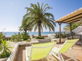 Mistral Seafront by MarCalma, hotel in Montroig