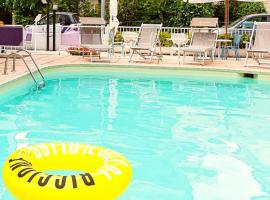 La Plata Hotel - con piscina, hotel a Riccione