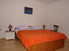 Apartments Josipa, hotel in Mandre