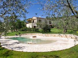 Il Bottaccio Casa di Campagna, hôtel avec piscine à Venturina Terme