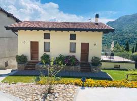 Apartments in Tremosine/Gardasee 22254, hotel in Pieve