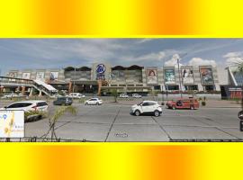 Megaworld Area Place with Fan 2 and WIFI, hotel v destinácii Iloilo City