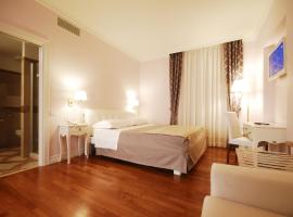 Albergo Centrale, hotel v destinaci San Ginesio
