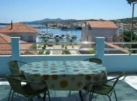 Apartment in Kukljica with sea view, terrace, air conditioning, Wi-Fi (4567-3)
