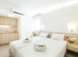 Giannis Seafront Studios