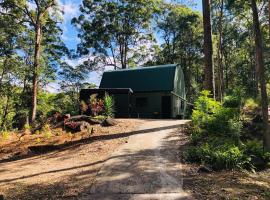 LAKE VIEW CHALET Australia Zoo close by