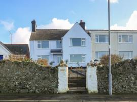 Old School House, beach rental in Cemaes Bay