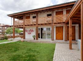 Къщи за гости Сноуфлейк Snowflake Chalet and Snowflake Lodge: Bansko'da bir dağ evi