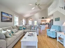 Carefree Coastal Getaway - Walk to Long Beach