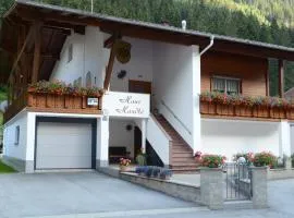 Haus Handle