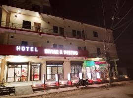 Hotel Divine & Restro, Hotel in Rummindei