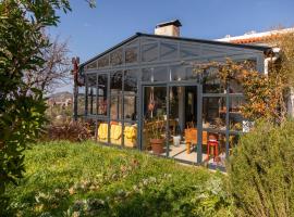 Impressive House with Peaceful Garden in Bodrum, hotel en Giriş