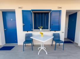 Bed & Blu, hotel u gradu 'La Caletta'