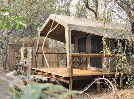 ASKIESBOS - Samochima Bush Camp, campismo de luxo em Shakawe