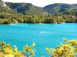 Mazet de vacances residence l espai, Ferienunterkunft in Saint-Martin-de-Brômes