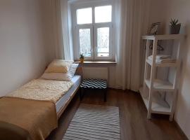 Lemuria Hostel Szkolna centrum, albergue en Legnica