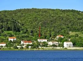 Holiday house in Supetarska Draga with terrace, W-LAN (4544-1)