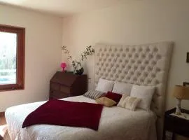 Canas Guest House in Lisbon (AL)