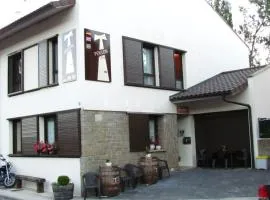 Casa Tau、Larrasoañaのコテージ