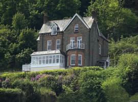 Highcliffe House, hotel in Lynton