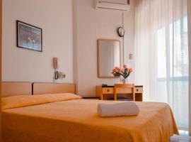 Hotel Admiral, hotel v destinaci Pinarella