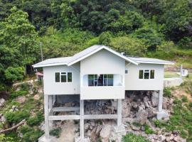 CAM Getaway Villa, hotel en Praslin