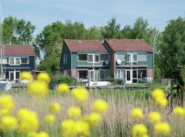 Delightful Holiday Home in Warns with Jetty – hotel w mieście Warns